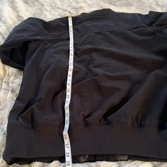 Carhartt women’s Black Bomber-Style Work Jacket 1X 18 -20 - Picture 5 of 5